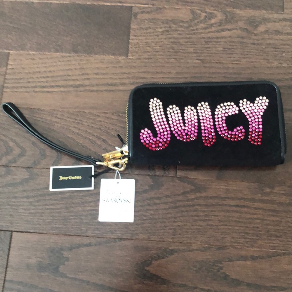 Juice Couture wristlet